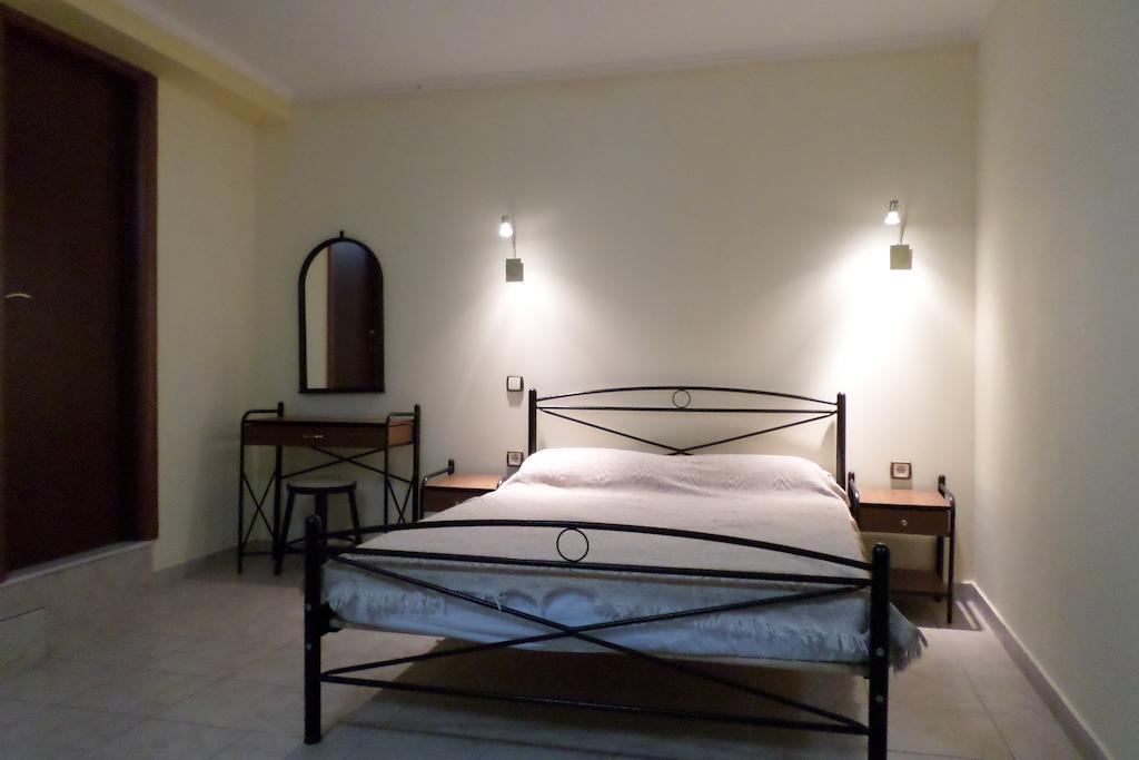 Apartmán To Asteri Avgonima Pokoj fotografie
